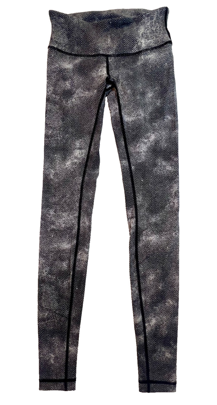 Lululemon High Rise Full-Length Leggings in Galaxy Herringbone (Size 4)